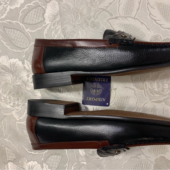 Men’s Florsheim loafers, new in box, never worn - Picture 5 of 6